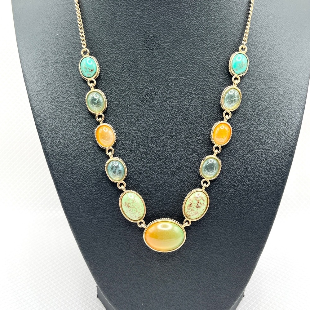 Vintage‎ Monet Necklace Gold Tone Multicolor Crackled Faux Stone Cabochon 17"